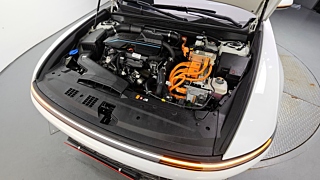 HYUNDAI GRANDEUR HYBRID GN7 2023