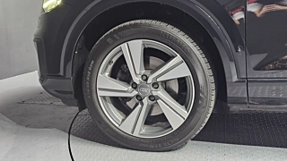AUDI Q2 2020