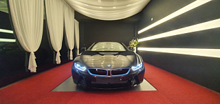 BMW I8 2019