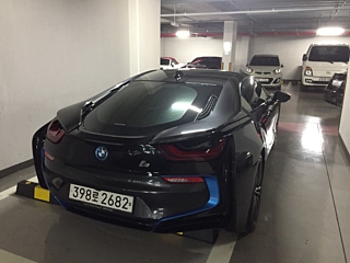 BMW I8 2019