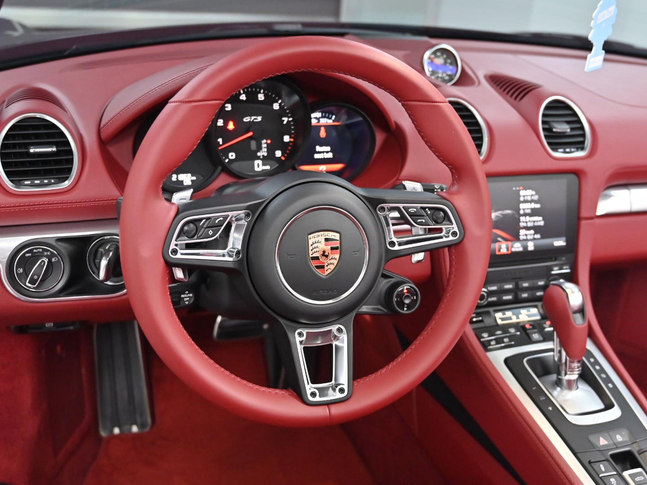 PORSCHE 718 BOXSTER 2023