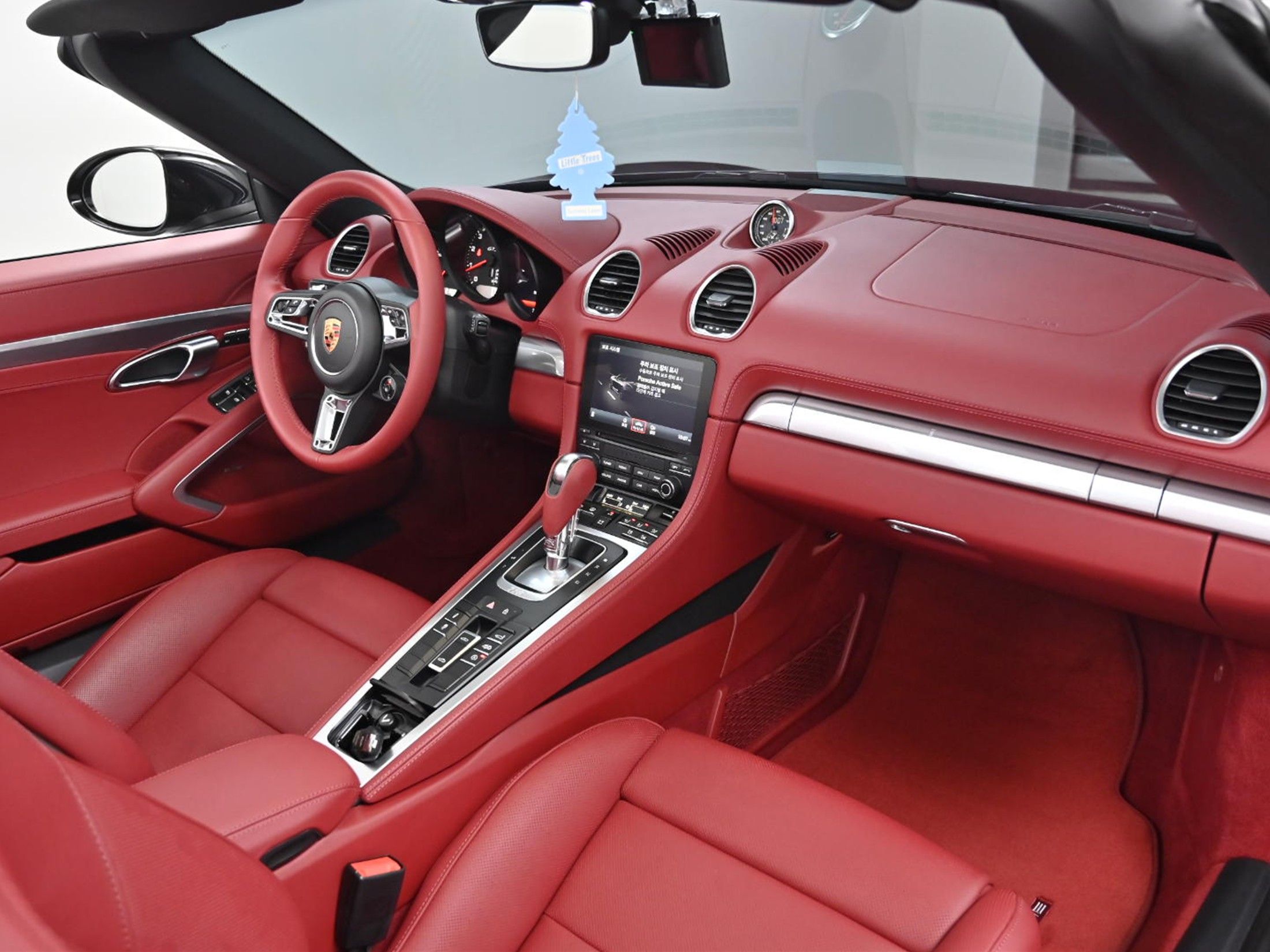 PORSCHE 718 BOXSTER 2023