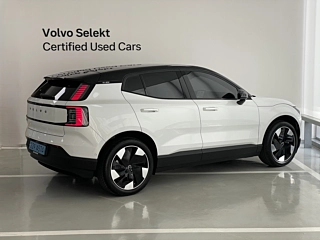 VOLVO EX30 2025