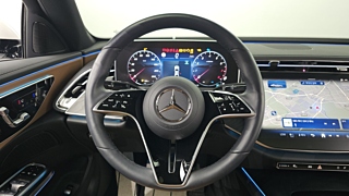 MERCEDES BENZ E-CLASS W214 2024