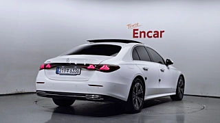 MERCEDES BENZ E-CLASS W214 2024