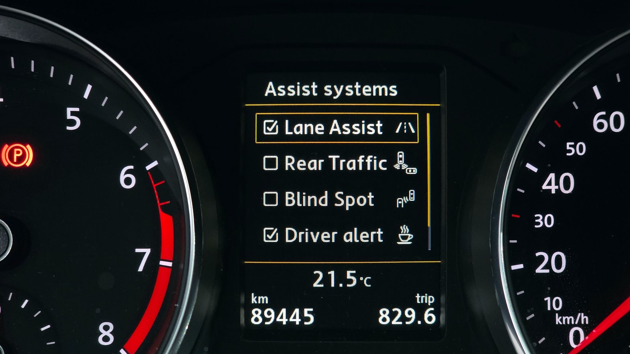 VOLKSWAGEN PASSAT 2018