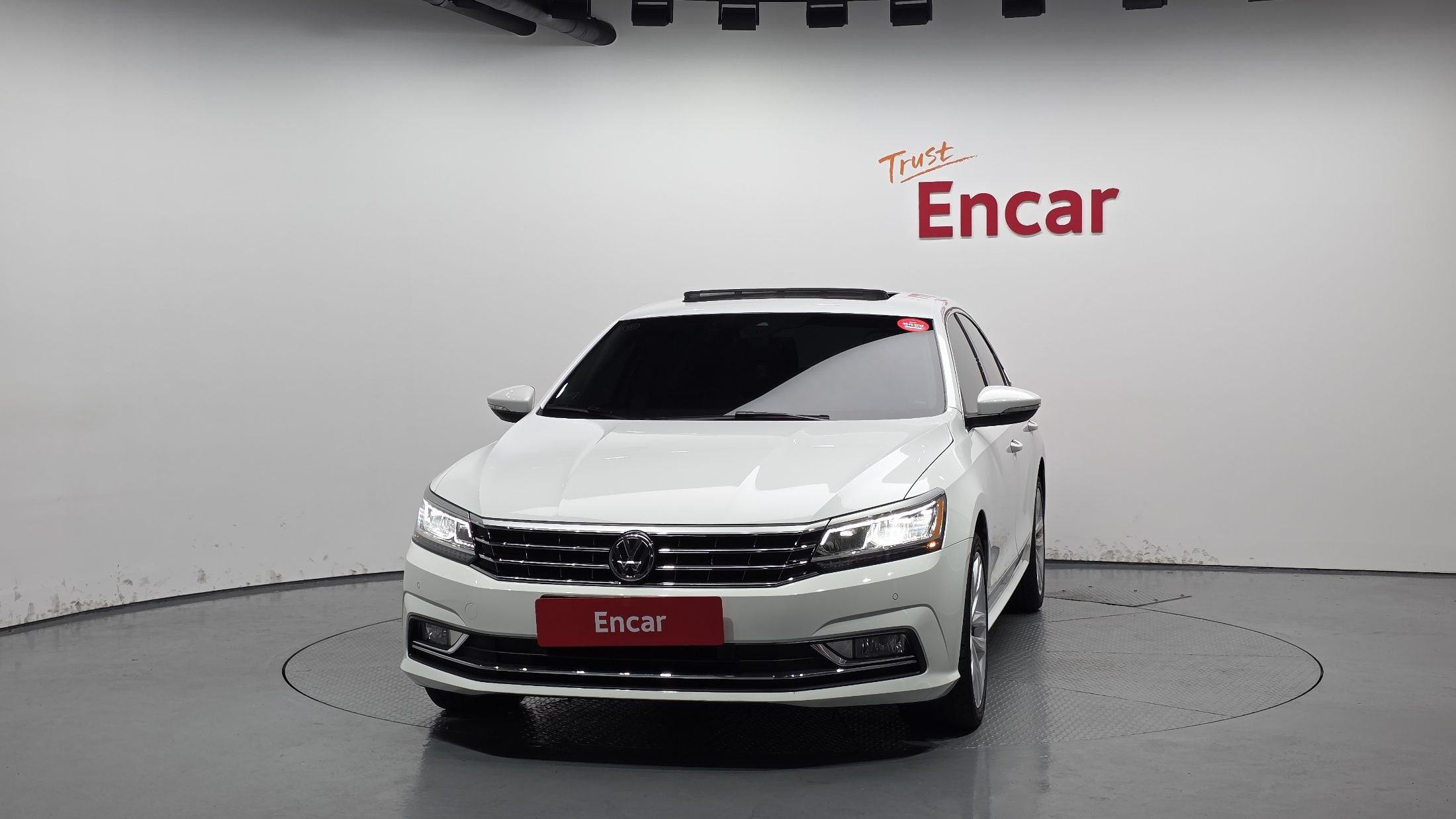 VOLKSWAGEN PASSAT 2018