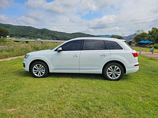 AUDI Q7 4M 2019