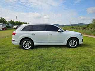 AUDI Q7 4M 2019