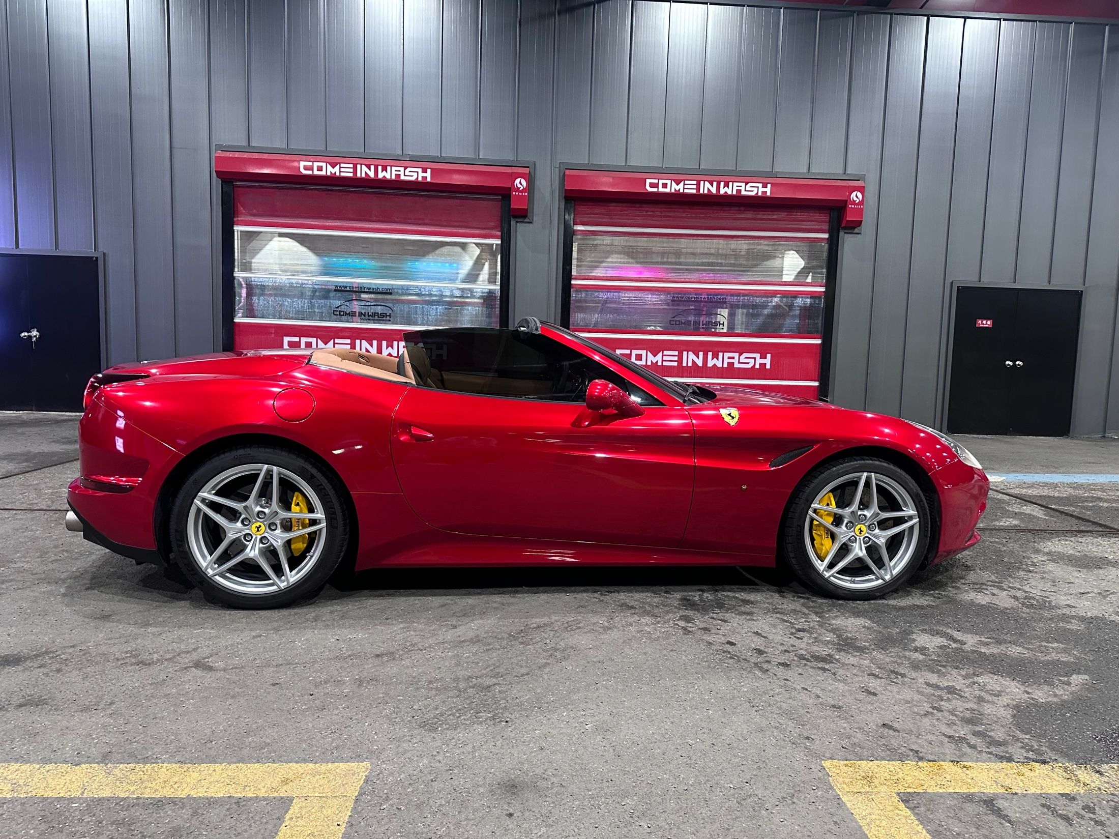 FERRARI CALIFORNIA 2015