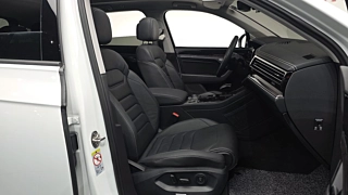 VOLKSWAGEN TOUAREG 2023