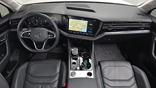 VOLKSWAGEN TOUAREG 2023