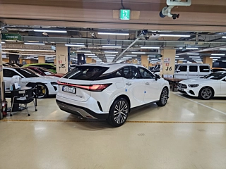 Заказать LEXUS RX450H+