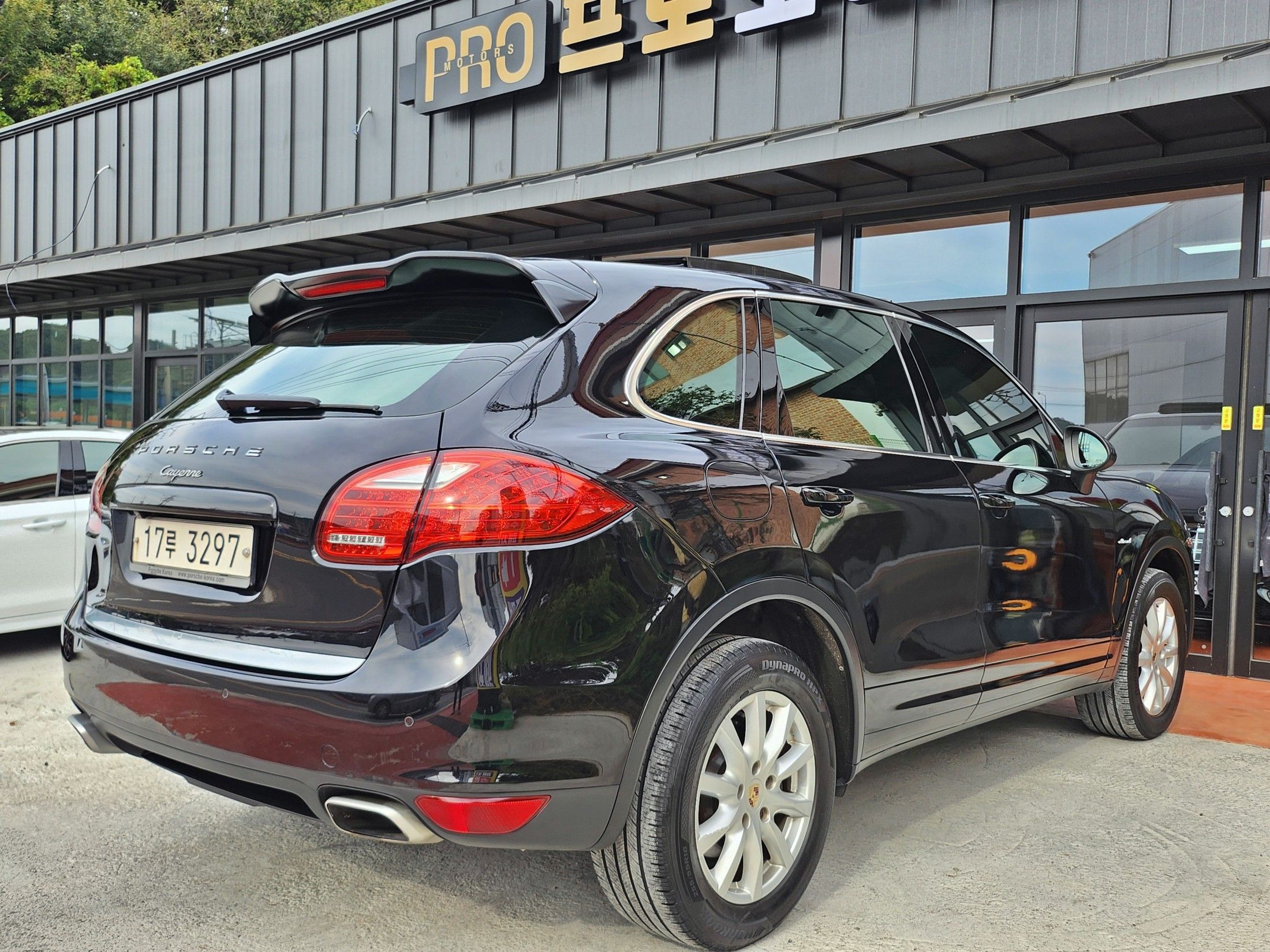 PORSCHE CAYENNE 2011
