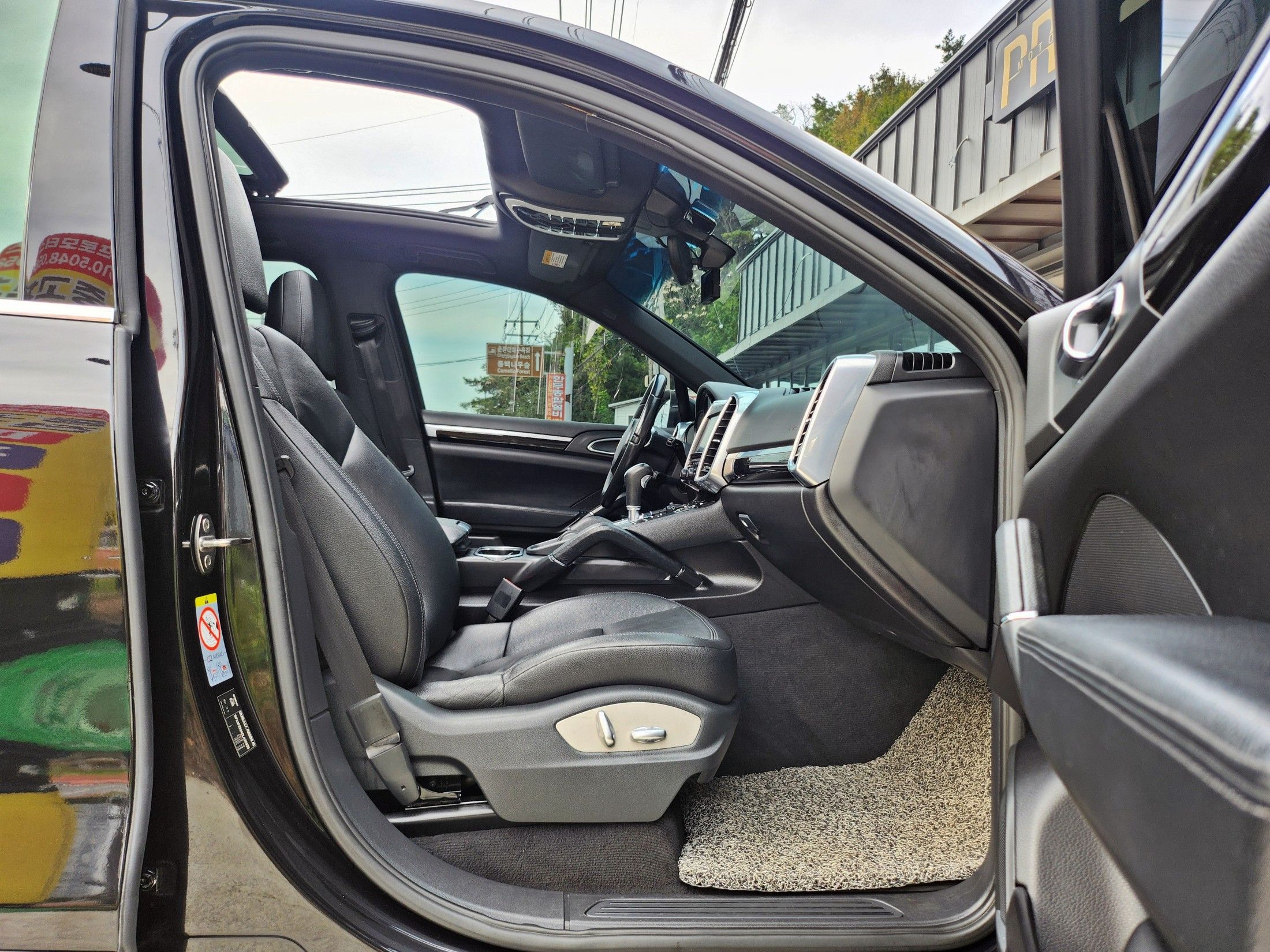 PORSCHE CAYENNE 2011