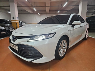 TOYOTA CAMRY XV70 2020