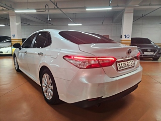 TOYOTA CAMRY XV70 2020