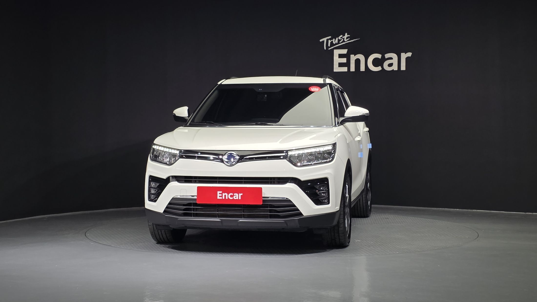 SSANGYONG TIVOLI VERY NEW 2020