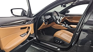 BMW 5-SERIES G30 2022