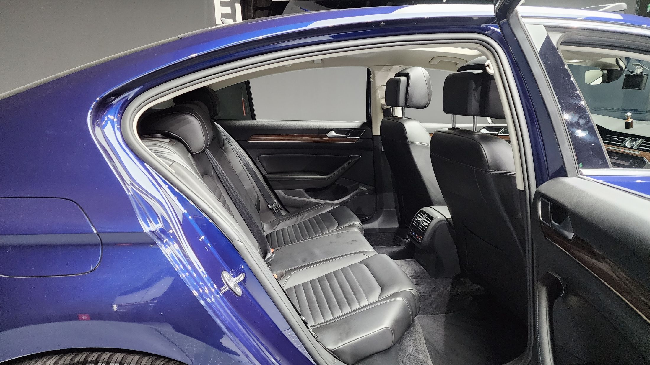 VOLKSWAGEN PASSAT GT B8 2018