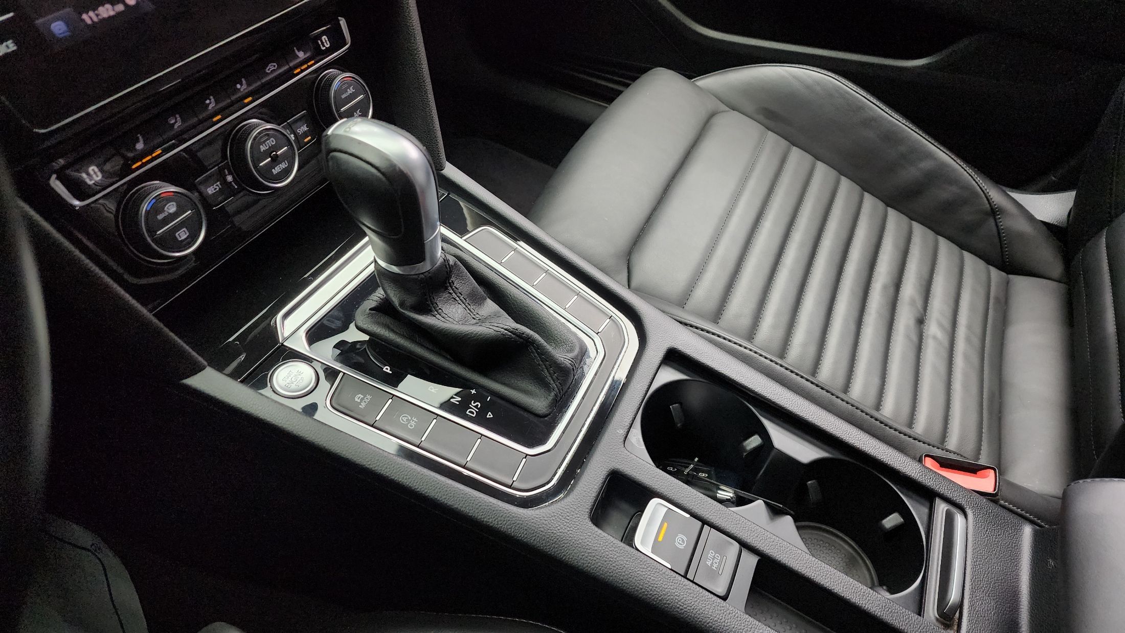 VOLKSWAGEN PASSAT GT B8 2018