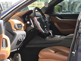 MASERATI LEVANTE 2022