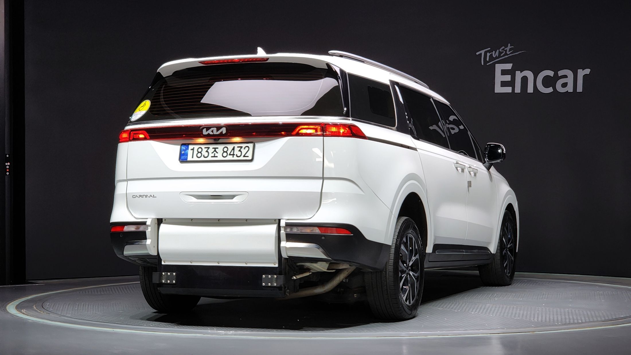 KIA CARNIVAL 2023