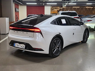 Заказать TOYOTA PRIUS