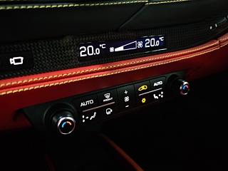 FERRARI F8 TRIBUTO 2022