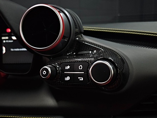 FERRARI F8 TRIBUTO 2022