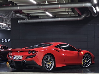 FERRARI F8 TRIBUTO 2022