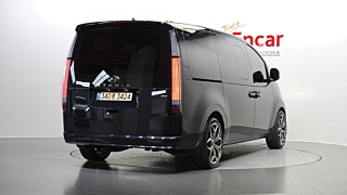HYUNDAI STARIA 2023