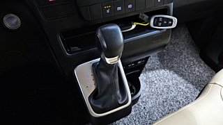HYUNDAI STARIA 2021
