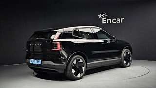 Заказать VOLVO EX30