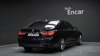 BMW 7-SERIES G11 2018