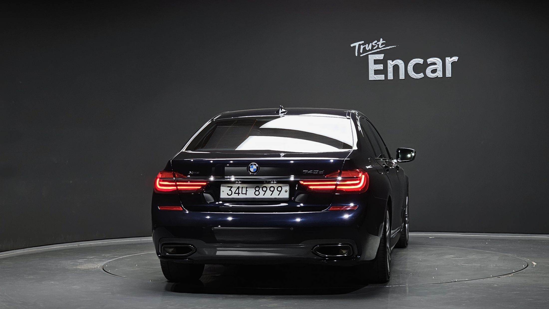 BMW 7-SERIES G11 2018