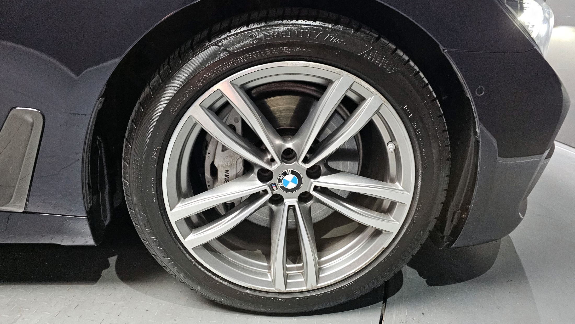 BMW 7-SERIES G11 2018