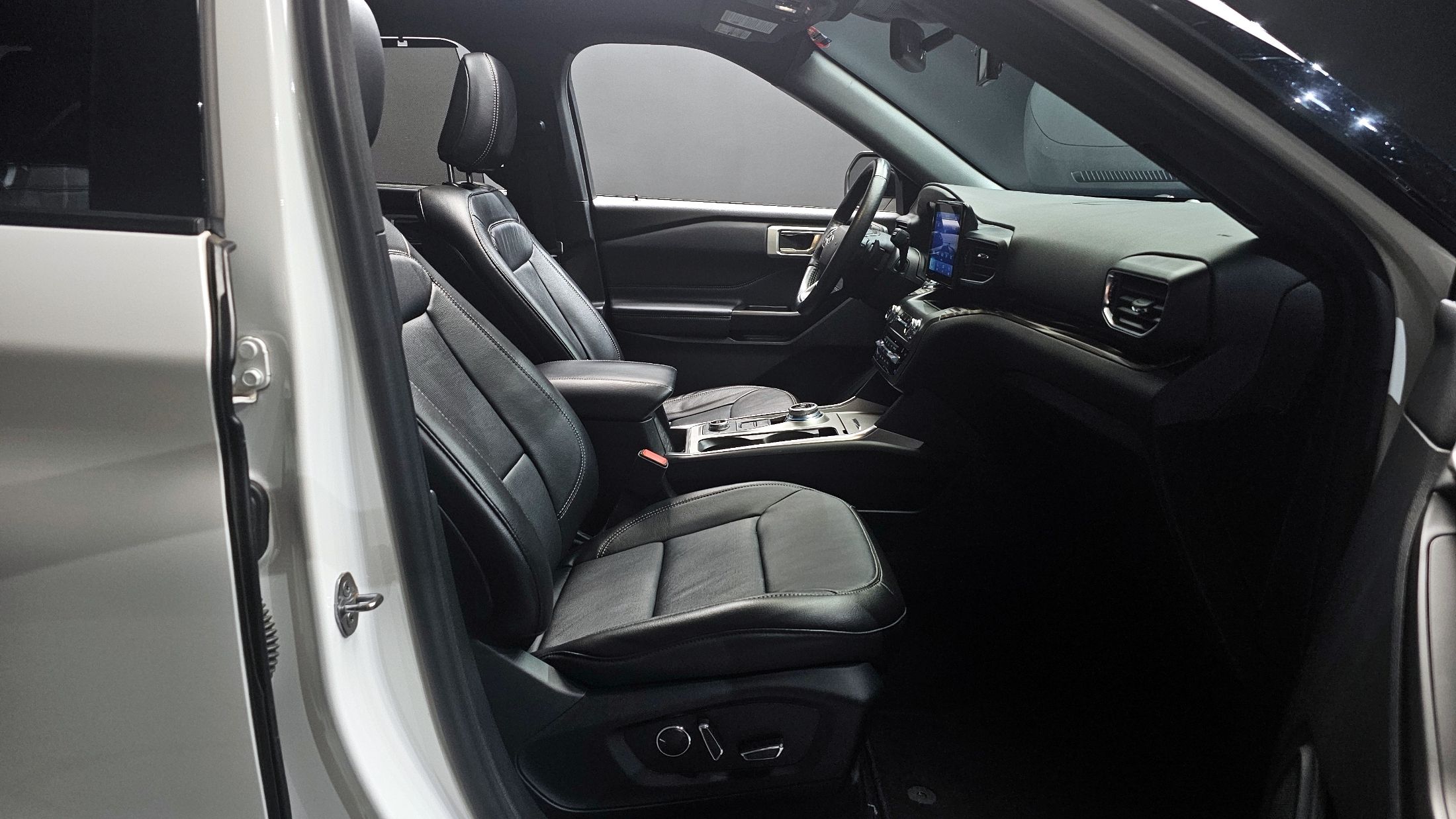 FORD EXPLORER 2020