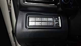 SSANGYONG TIVOLI VERY NEW 2021