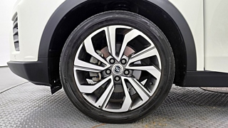 SSANGYONG TIVOLI VERY NEW 2021
