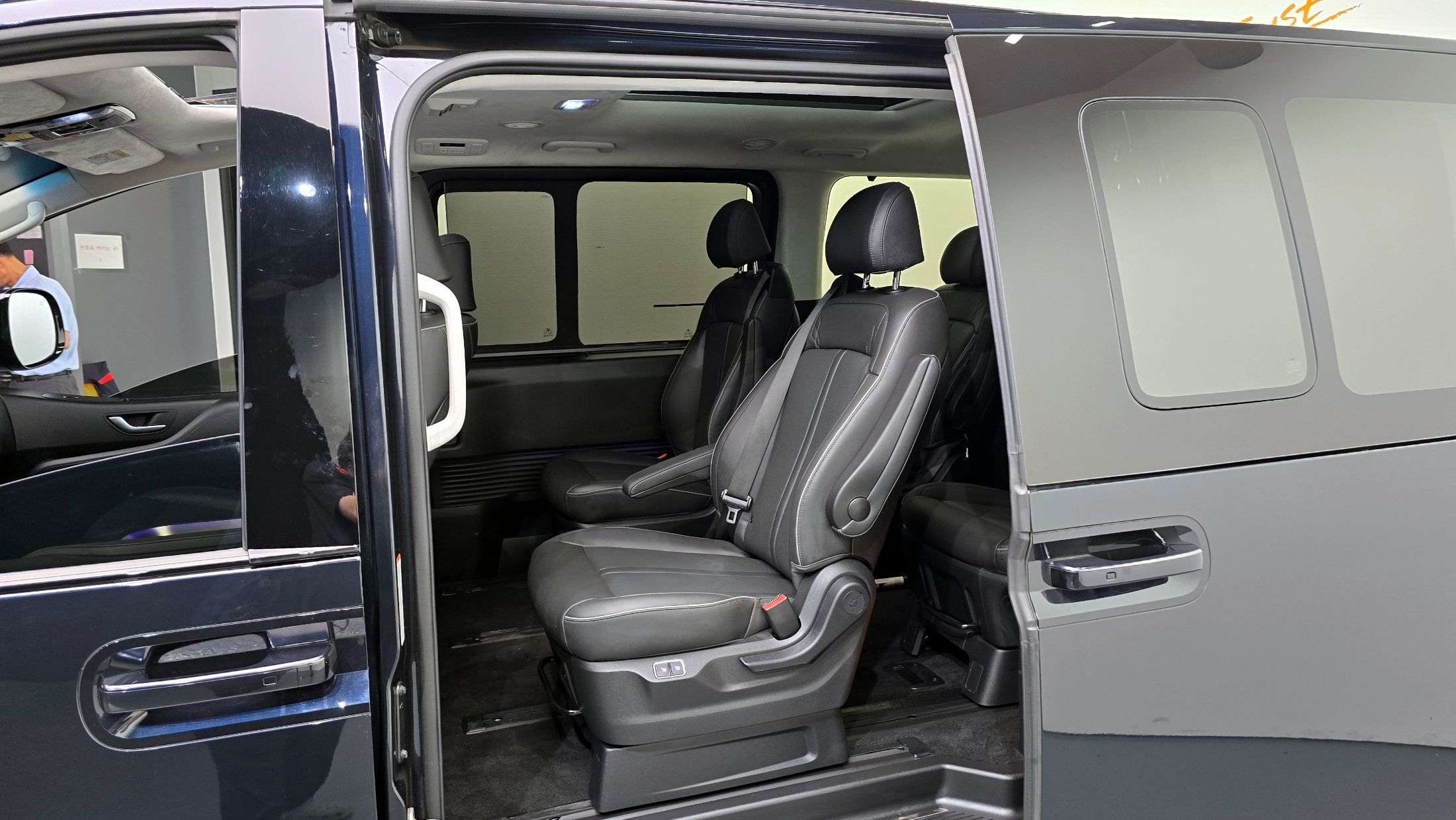 HYUNDAI STARIA 2022