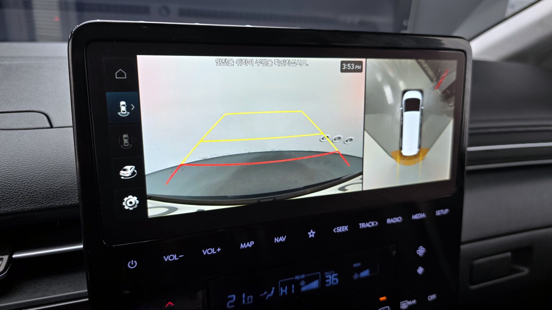HYUNDAI STARIA 2022