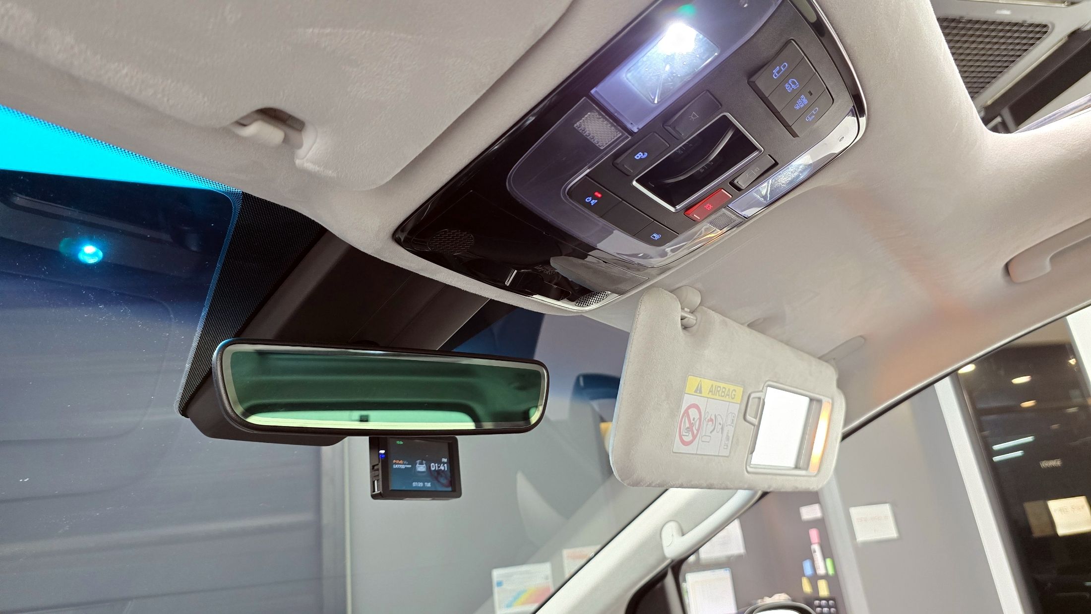 HYUNDAI STARIA 2022
