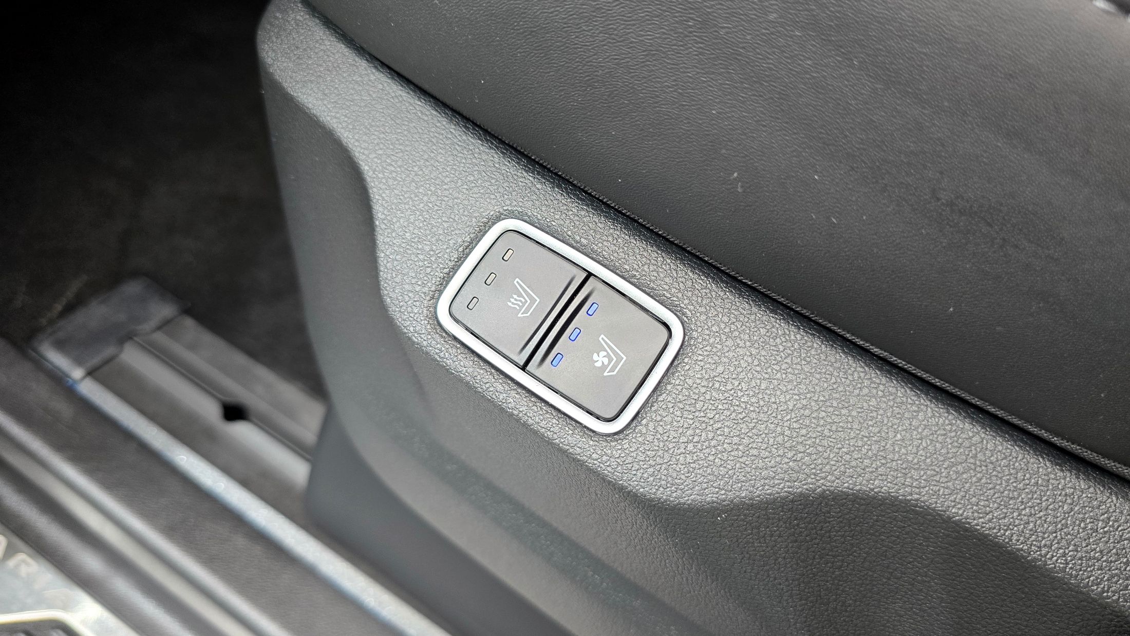 HYUNDAI STARIA 2022