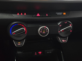KIA STONIC 2019