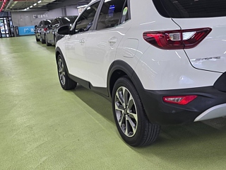 KIA STONIC 2019