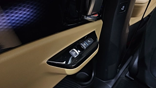 KIA CARNIVAL  4 GENERATION Gasoline 9 Seater Signature 2023