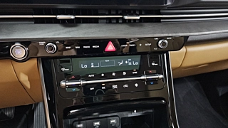KIA CARNIVAL  4 GENERATION Gasoline 9 Seater Signature 2023