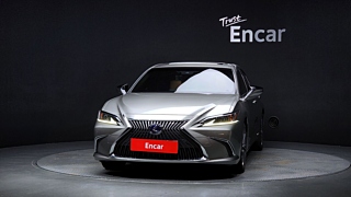 LEXUS ES300H 2021
