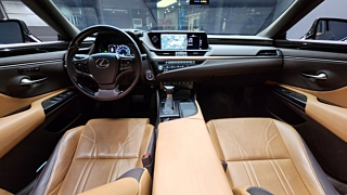 LEXUS ES300H 2021